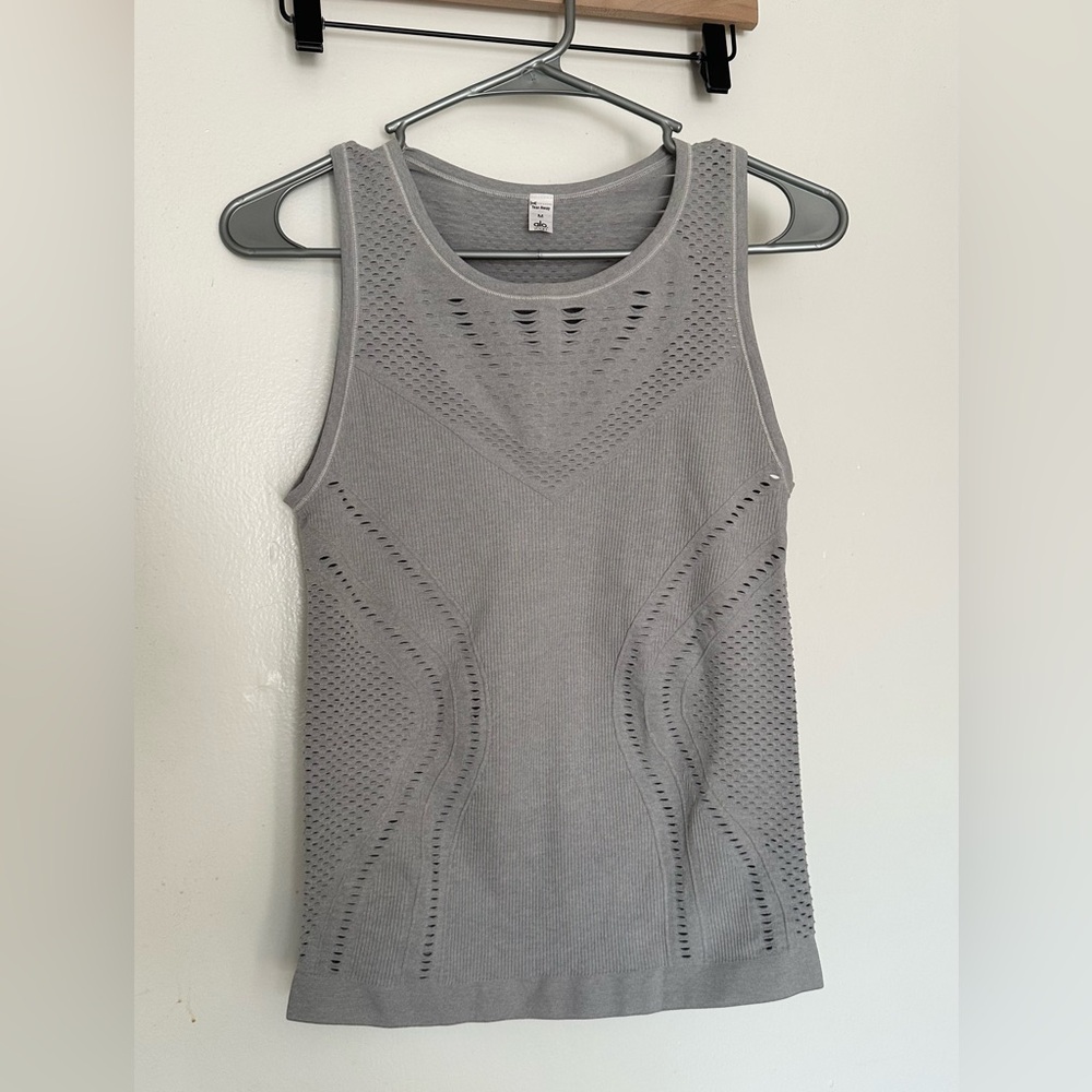 Alo Yoga Lark Tank Vapor Grey Heather Like New